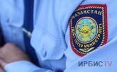 Пенсионера МВД судят за удар ногой в пах полицейского в Павлодаре